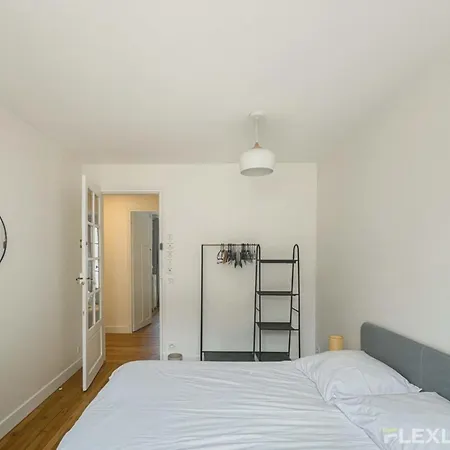 Flexliving - - Abbe Groult Paryż